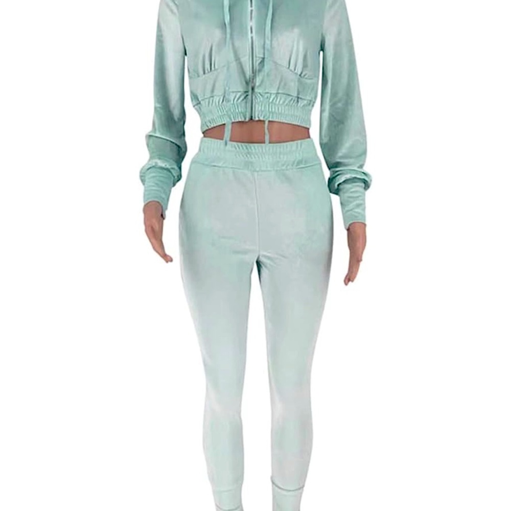 Aqua sweatsuit size M